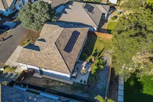 7810 Hutton Crk Ln, Fair Oaks, CA 95628 - Photo 5