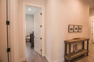 7810 Hutton Crk Ln, Fair Oaks, CA 95628 - Photo 21