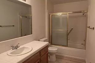 2504 Riverview Dr, Madera, CA 93637 - Photo 13