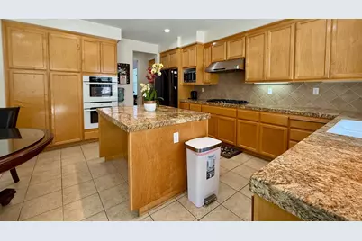 1350 Snake Creek Drive, Patterson, CA 95363 - Photo 9