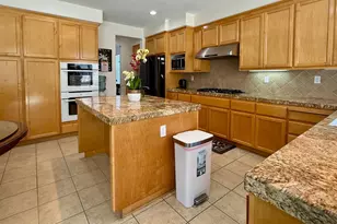 1350 Snake Creek Dr, Patterson, CA 95363 - Photo 9