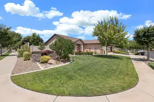 2415 Plumcreek Ln, Manteca, CA 95336 - Photo 3