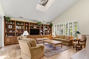 11473 Huntington Village Ln, Gold River, CA 95670 - Photo 9