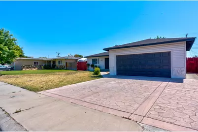 208 N Santa Rita Street, Los Banos, CA 93635 - Photo 5