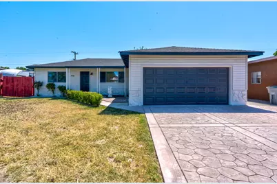 208 N Santa Rita Street, Los Banos, CA 93635 - Photo 3