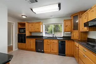 2500 Gayle Ln, Auburn, CA 95602 - Photo 5