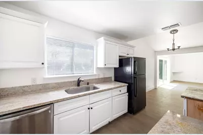 4600 Hayford Way, Sacramento, CA 95842 - Photo 17