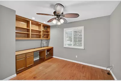 8758 Freesia Drive, Elk Grove, CA 95624 - Photo 27