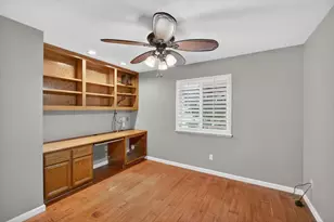 8758 Freesia Dr, Elk Grove, CA 95624 - Photo 27