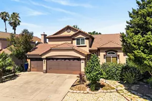 8758 Freesia Dr, Elk Grove, CA 95624 - Photo 63