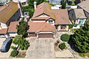 8758 Freesia Dr, Elk Grove, CA 95624 - Photo 65