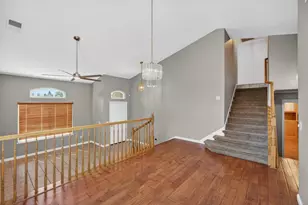 8758 Freesia Dr, Elk Grove, CA 95624 - Photo 9