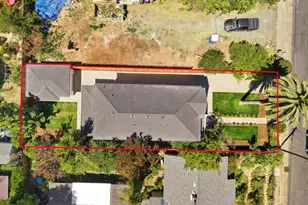 1402 51st St, Sacramento, CA 95819 - Photo 65