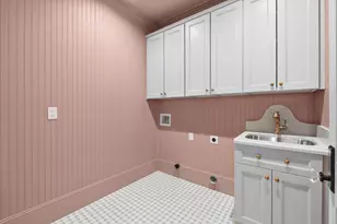 1402 51st St, Sacramento, CA 95819 - Photo 29