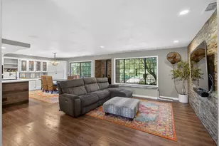 8757 Sharmead Way, Fair Oaks, CA 95628 - Photo 9