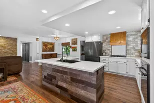 8757 Sharmead Way, Fair Oaks, CA 95628 - Photo 17