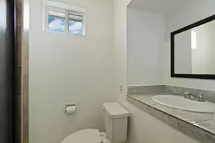 15661 Curry Ave, Lodi, CA 95240 - Photo 17