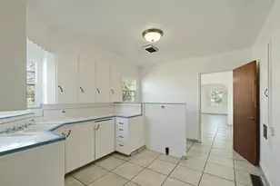 15661 Curry Ave, Lodi, CA 95240 - Photo 13