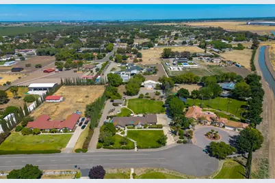 23472 Los Ranchos Drive, Tracy, CA 95304 - Photo 55