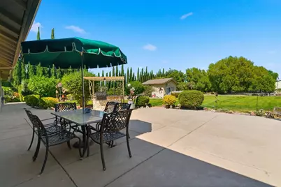 23472 Los Ranchos Drive, Tracy, CA 95304 - Photo 15