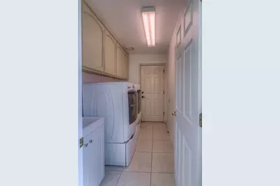 9351 Lufkin Way, Elk Grove, CA 95758 - Photo 29