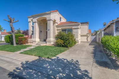 9351 Lufkin Way, Elk Grove, CA 95758 - Photo 3