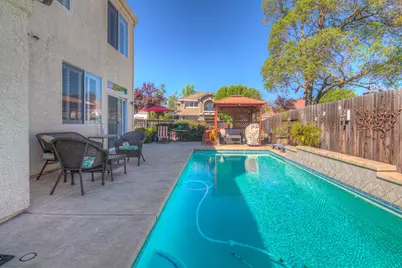 9351 Lufkin Way, Elk Grove, CA 95758 - Photo 51