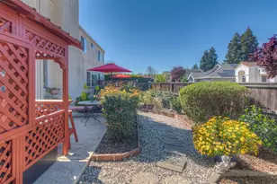 9351 Lufkin Way, Elk Grove, CA 95758 - Photo 45