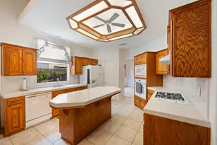 2693 E Lester Ave, Fresno, CA 93720 - Photo 9