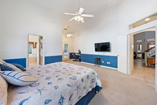 2693 E Lester Ave, Fresno, CA 93720 - Photo 13