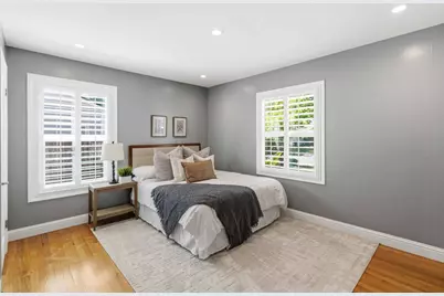 4913 Helen Way, Sacramento, CA 95822 - Photo 23