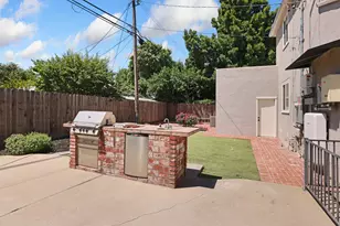 1162 Oxford Way, Stockton, CA 95204 - Photo 43