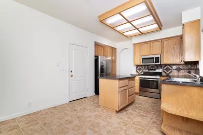 131 Royalton Circle, Folsom, CA 95630 - Photo 9