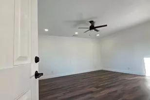10042 Freesia Ave, Stockton, CA 95212 - Photo 5