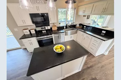 12155 Gilham Ct, Grass Valley, CA 95949 - Photo 5