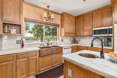 9885 E Louise, Manteca, CA 95336 - Photo 23