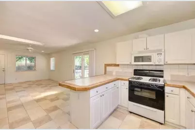 736 S School Street, Lodi, CA 95240 - Photo 7