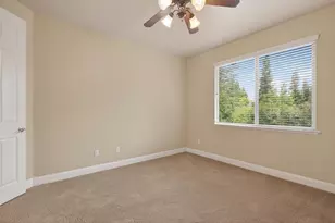 8221 Ashcrest Ln, Fair Oaks, CA 95628 - Photo 21