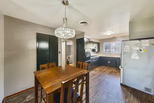 5205 Ethel Way, Sacramento, CA 95820 - Photo 9
