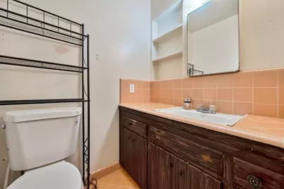5205 Ethel Way, Sacramento, CA 95820 - Photo 19