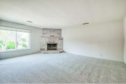 3544 E Indianapolis Avenue, Fresno, CA 93726 - Photo 17