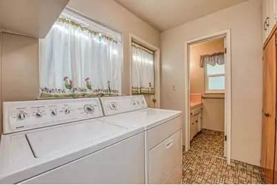 3544 E Indianapolis Avenue, Fresno, CA 93726 - Photo 11