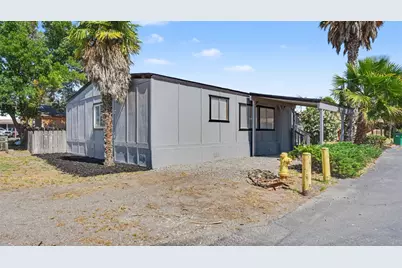 Aplicella Court #66, Manteca, CA 95337 - Photo 3