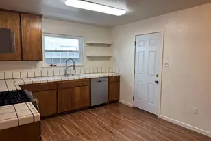 2675 Jeannie Ct, Turlock, CA 95382 - Photo 7