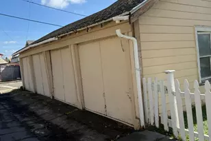 301 B St, Isleton, CA 95641 - Photo 5