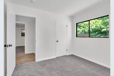 5900 64th Street, Sacramento, CA 95824 - Photo 11