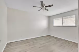 281 Julie Dr, Yuba City, CA 95991 - Photo 9