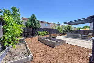 9715 Collie Way, Elk Grove, CA 95757 - Photo 43
