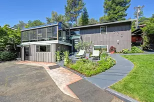 629 Canyon Dr, Auburn, CA 95603 - Photo 1