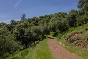 629 Canyon Dr, Auburn, CA 95603 - Photo 27